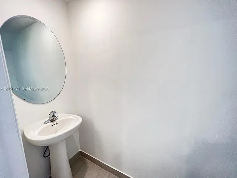 11876 SW 245th Ter #11876 — Photo 9