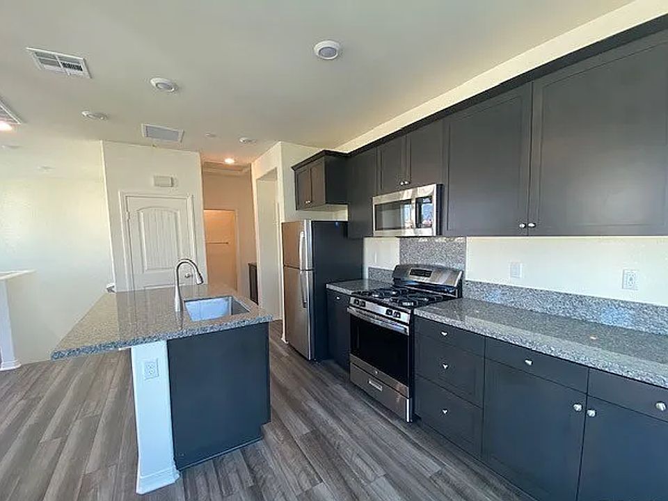 1st image of 16681 Wyndham Ln #9