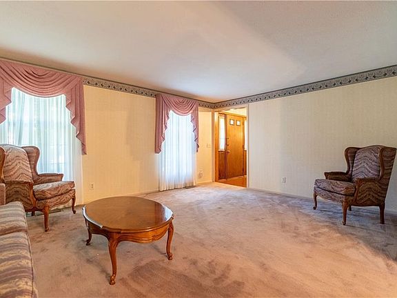 4th image of 7074 Barnstable Cir NW