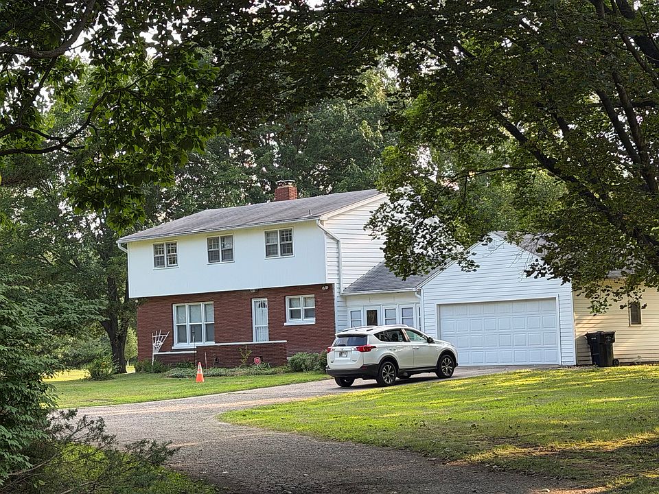 1st image of 54655 Fir Rd