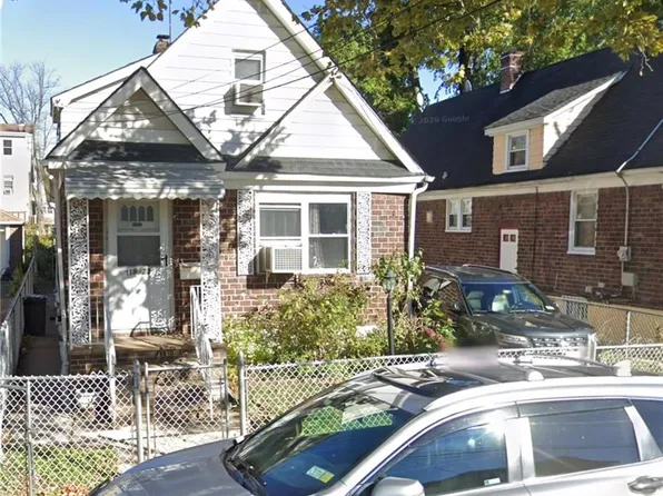 11923 200th St, Jamaica, NY 11412