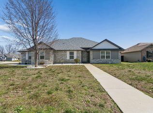 502 Chipmunk Avenue, Rogersville, MO 65742