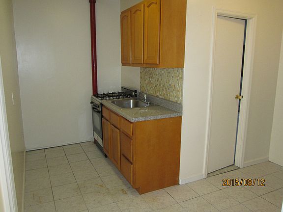 3rd image of 870 Dekalb Ave #3F