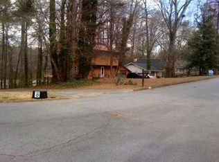 812 Anna Ct, Lawrenceville, GA 30044