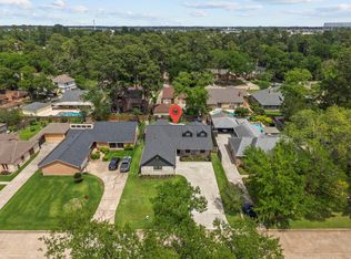 19602 Dianeshire Dr, Spring, TX 77388