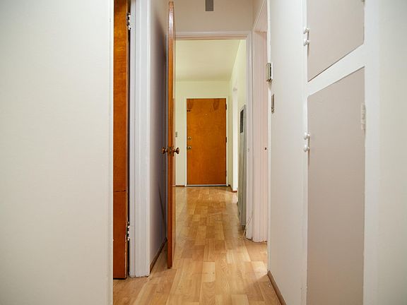 5th image of 1521 Centinela Ave APT A
