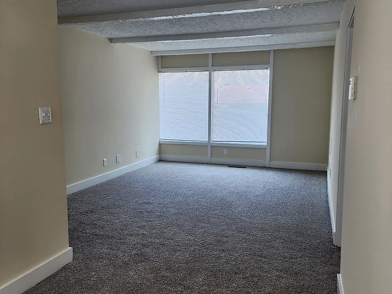 Huntley Ridge East — Photo 38