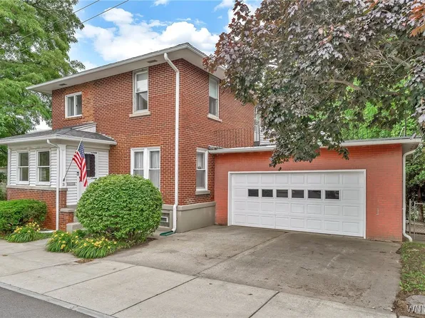 3 River St, Batavia, NY 14020