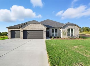 144 Loveta Ln, Boyd, TX 76023