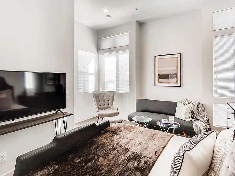 C3 Lofts — Photo 21