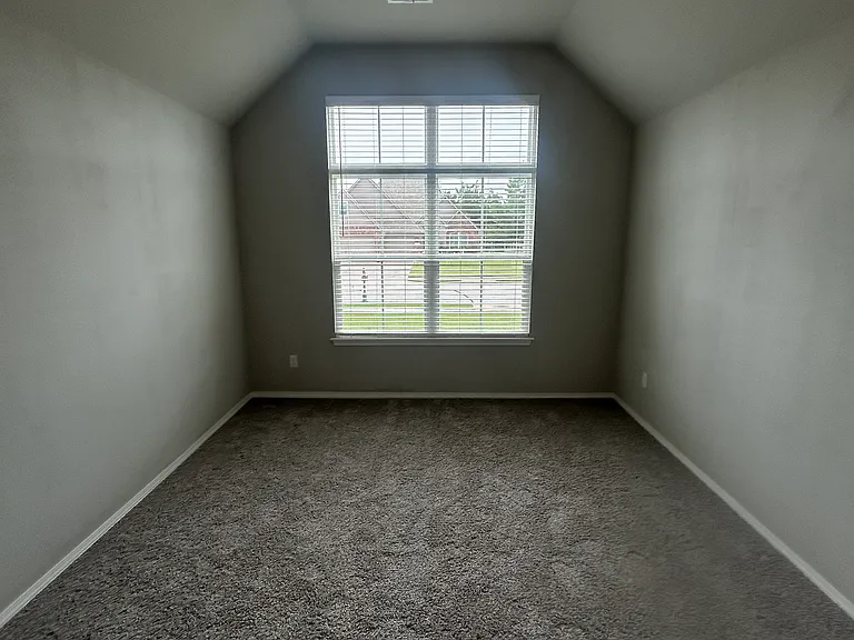 1502 E Utica Pl — Photo 23
