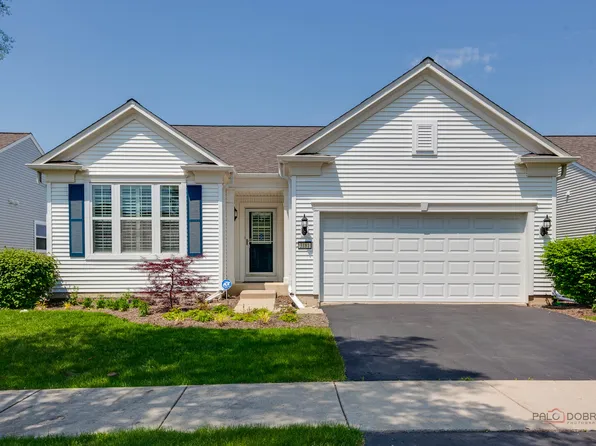 3181 Rockwell Cir, Mundelein, IL 60060