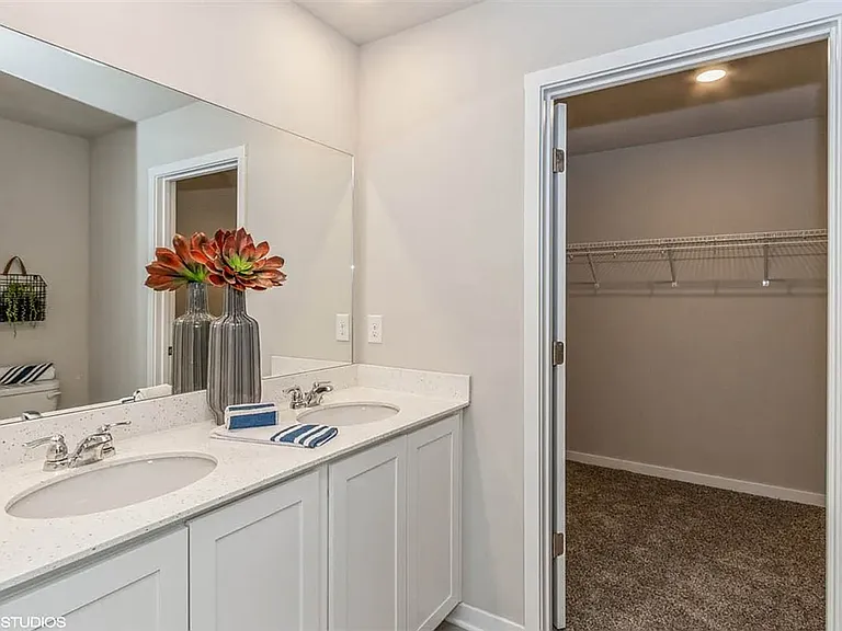 1407 NE Crossing Oaks Dr — Photo 21