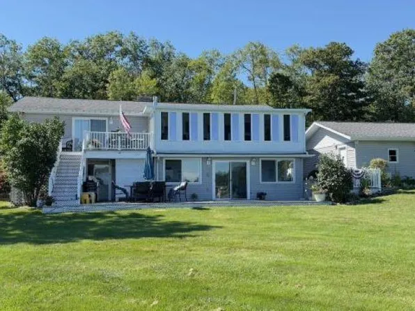 3047 Henderson Lake Rd, Prescott, MI 48756