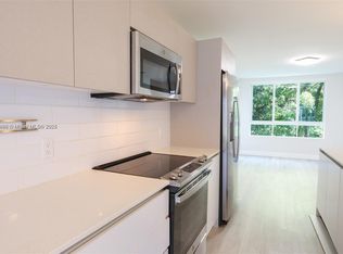 2555 NE 193rd St #2223, Miami, FL 33180