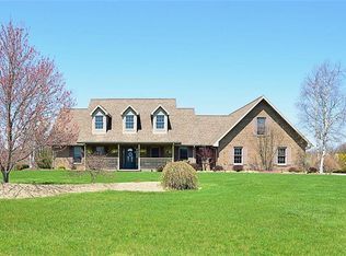 108 Cloverleaf Ln, Butler, PA 16001