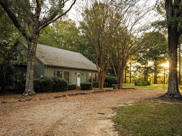 1202 Enon Rd, Louisville, MS 39339