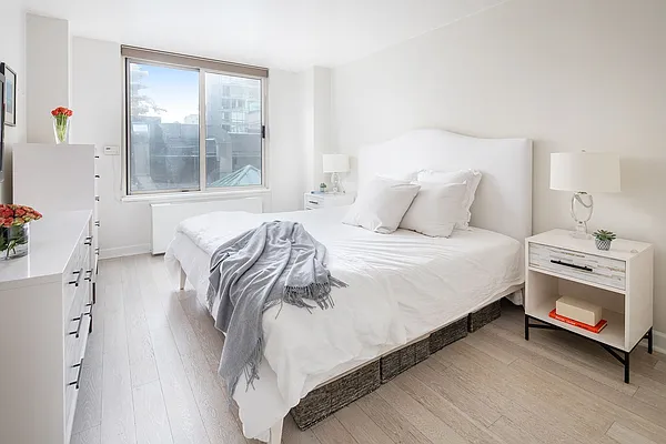 Sold by Compass | media 24