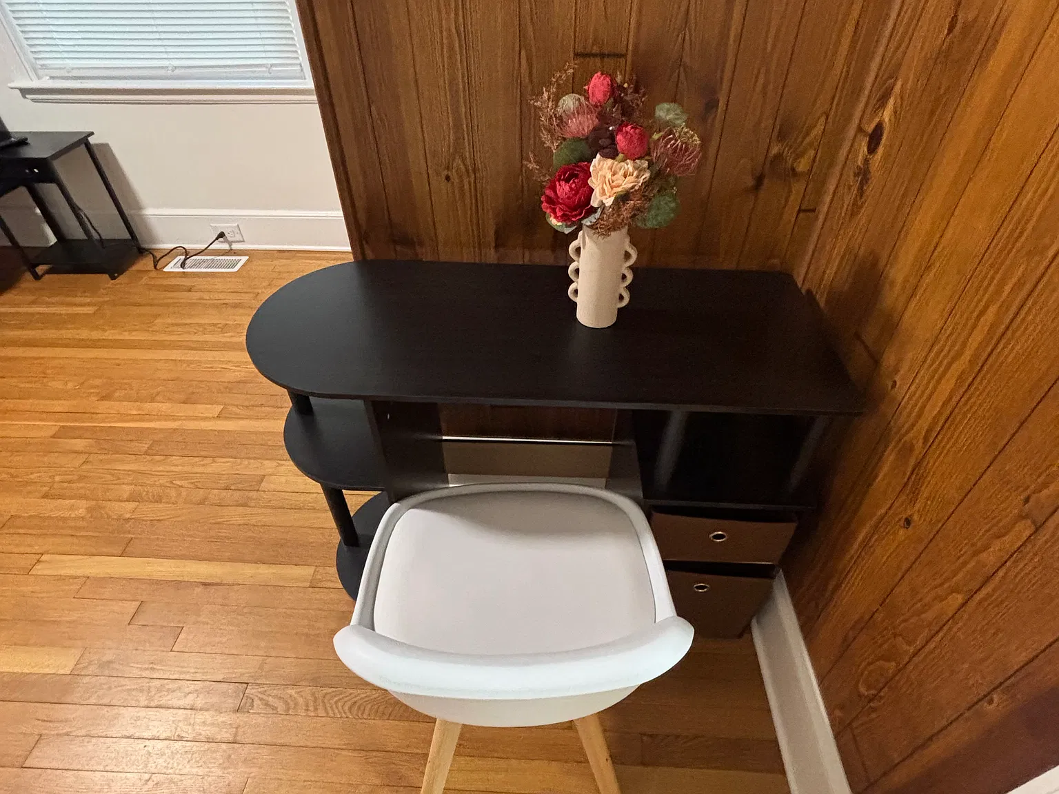 1 bed, 2250 sqft, $1,150 — Photo 4