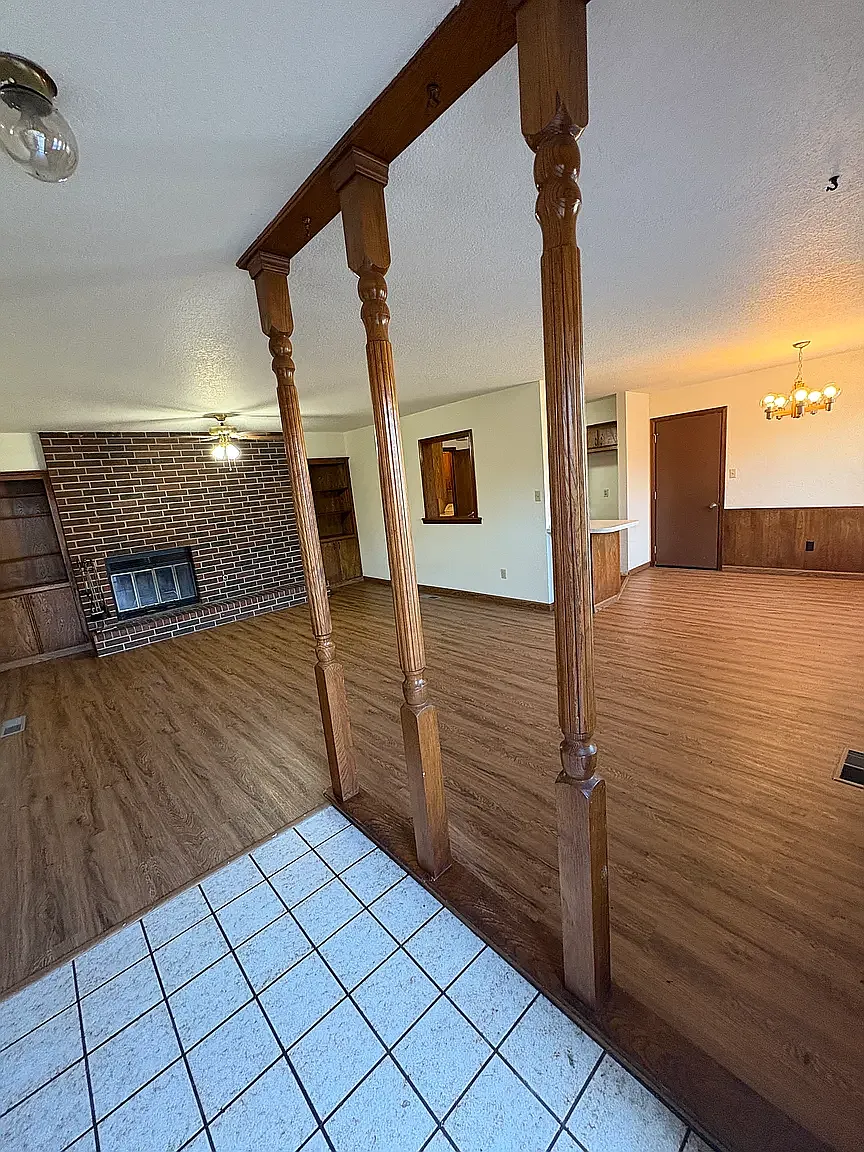 3 bed, 1400 sqft, $1,600 — Photo 4