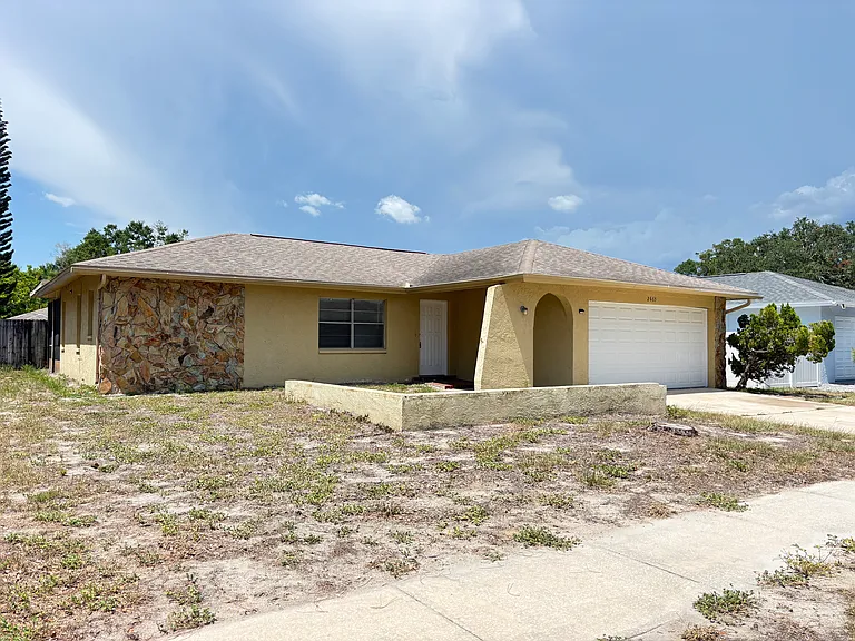 2665 Wildwood Ln — Photo 3