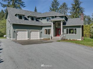 718 N Machias Rd, Lake Stevens, WA 98258