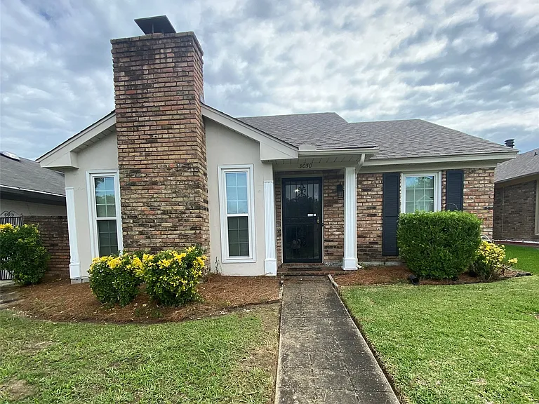 3050 Sutton Dr — Photo 1