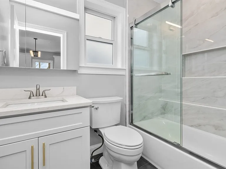66 Stanley St #1 — Photo 10