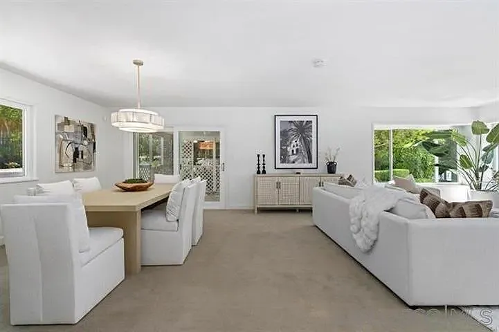 445 Avenida Primavera — Photo 30