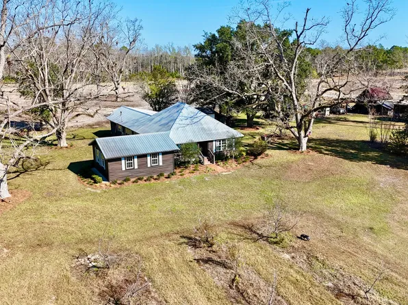 5466 Robin Rd, Patterson, GA 31557