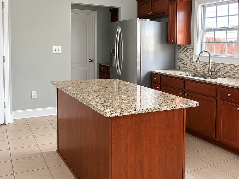 2698 Chamberlain Ct — Photo 7