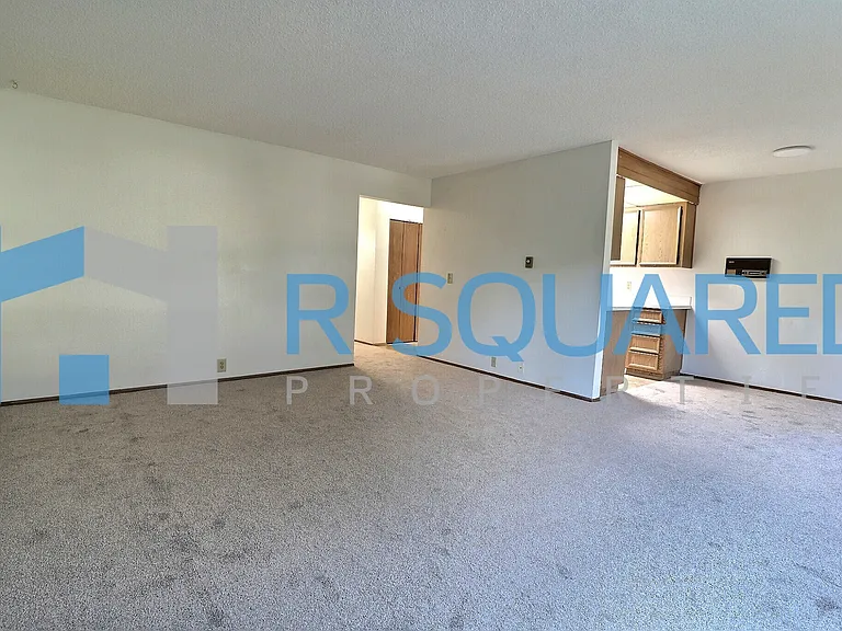 3000 SW Avalon Way #3 — Photo 2
