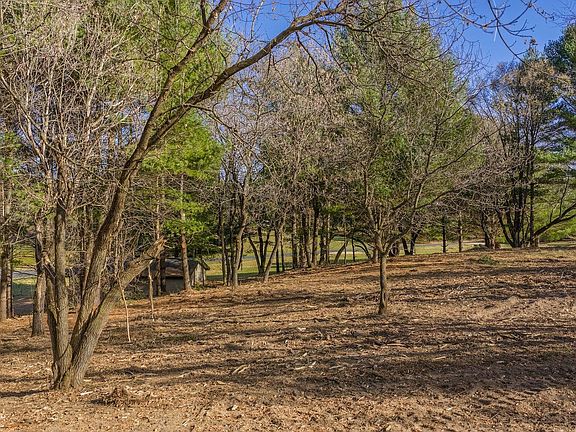 4th image of LOT 24 Falcon Ct E