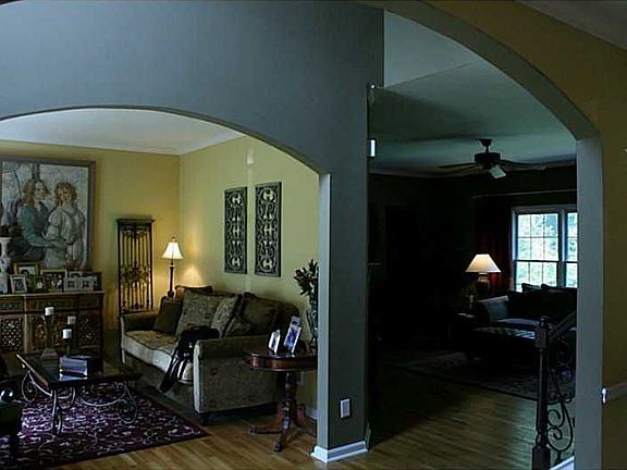 4th image of 2280 Waters Ferry Dr
