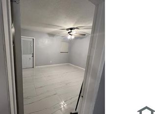 3000 NW 43rd Ter APT 106, Lauderdale Lakes, FL 33313