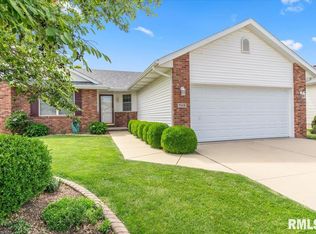 7109 Preston Dr, Springfield, IL 62711