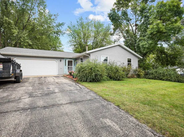 6207 Johnson St, Mc Farland, WI 53558