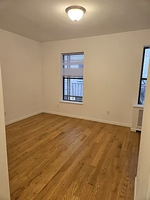 Rented by CitySites Real Estate Group | media 27