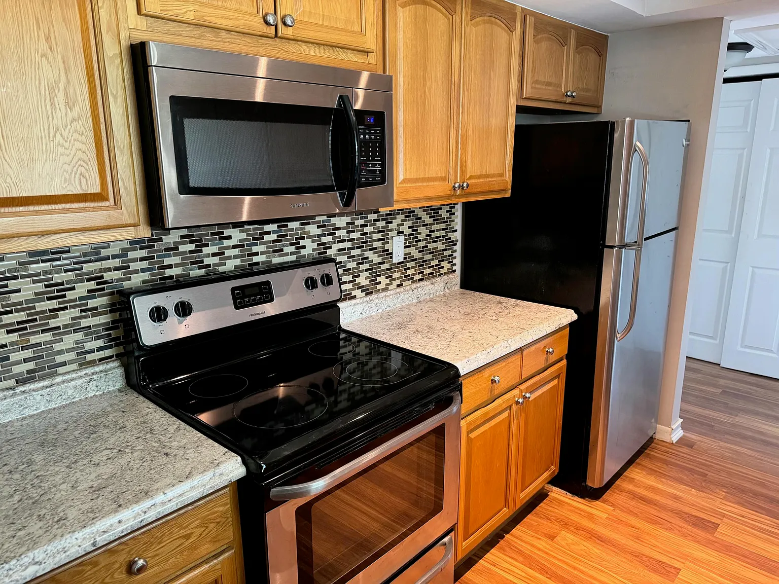 2 bed, 2.0 bath, 1125 sqft, $2,200 — Photo 4