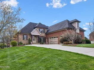 9009 Farrell Park Ln, Knoxville, TN 37922