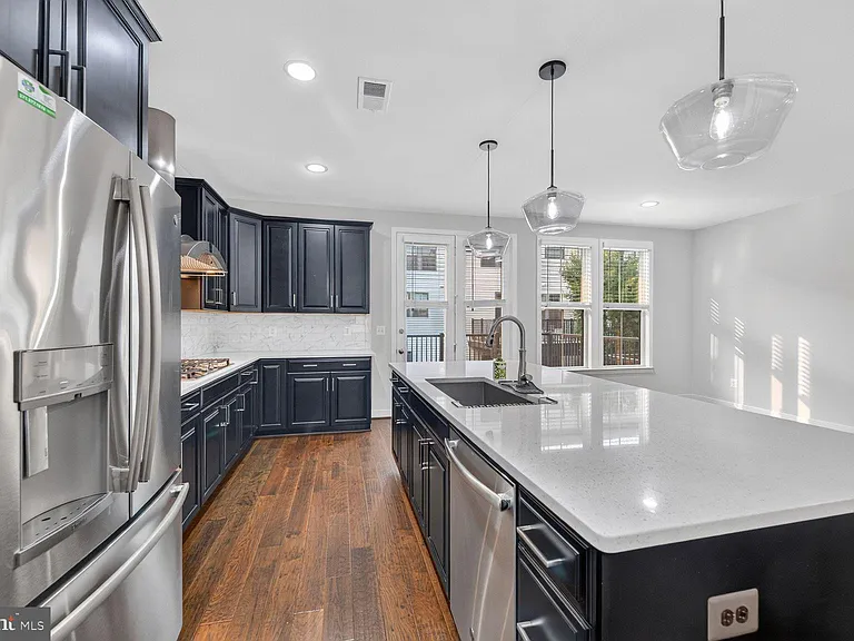 42302 Crawford Ter — Photo 10