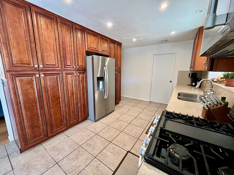 201 Kimberly Ln — Photo 8