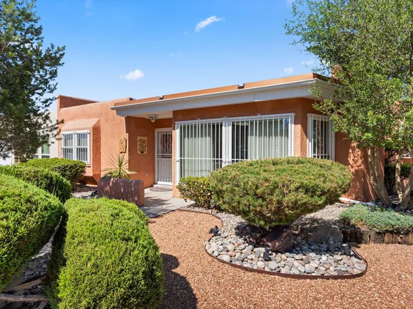 5929 Knollwood Dr NE, Albuquerque, NM 87109