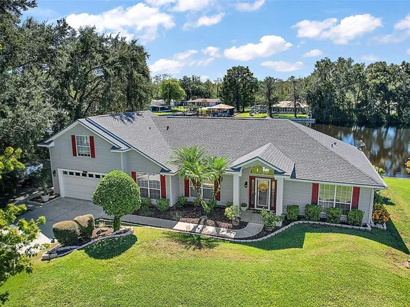 26625 E Cove Dr, Tavares, FL 32778