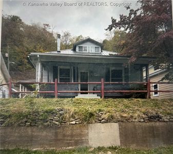 222 2nd Ave, Logan, WV, 25601