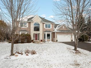 8274 Enclave Rd, Woodbury, MN 55125