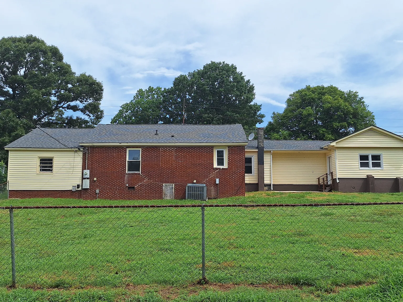 3 bed, 1475 sqft, $1,495 — Photo 3