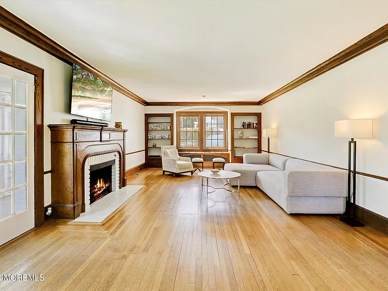 570 N Edgemere Dr #A — Photo 8