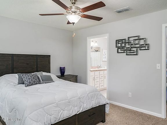 5th image of 4114 Collins Rd