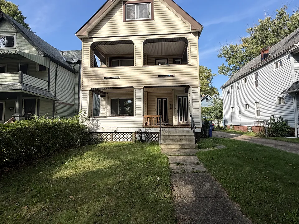 13709 Rugby Rd